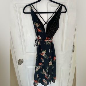 Topshop floral wrap dress size US 6